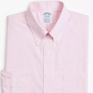 Brooks Brothers Pink Gingham Traditional Fit Poplin Button Down Collar